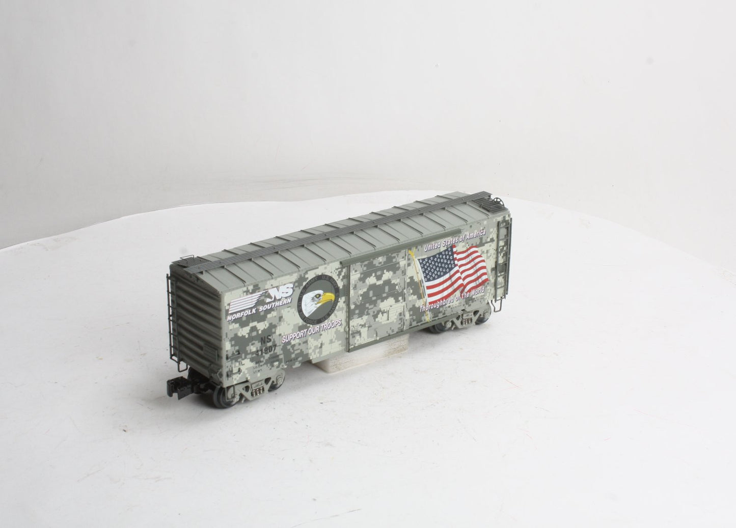 Lionel 6-58509 O Gauge Norfolk Southern Lighted Flag Design PS1 Boxcar #41907 LN/Box