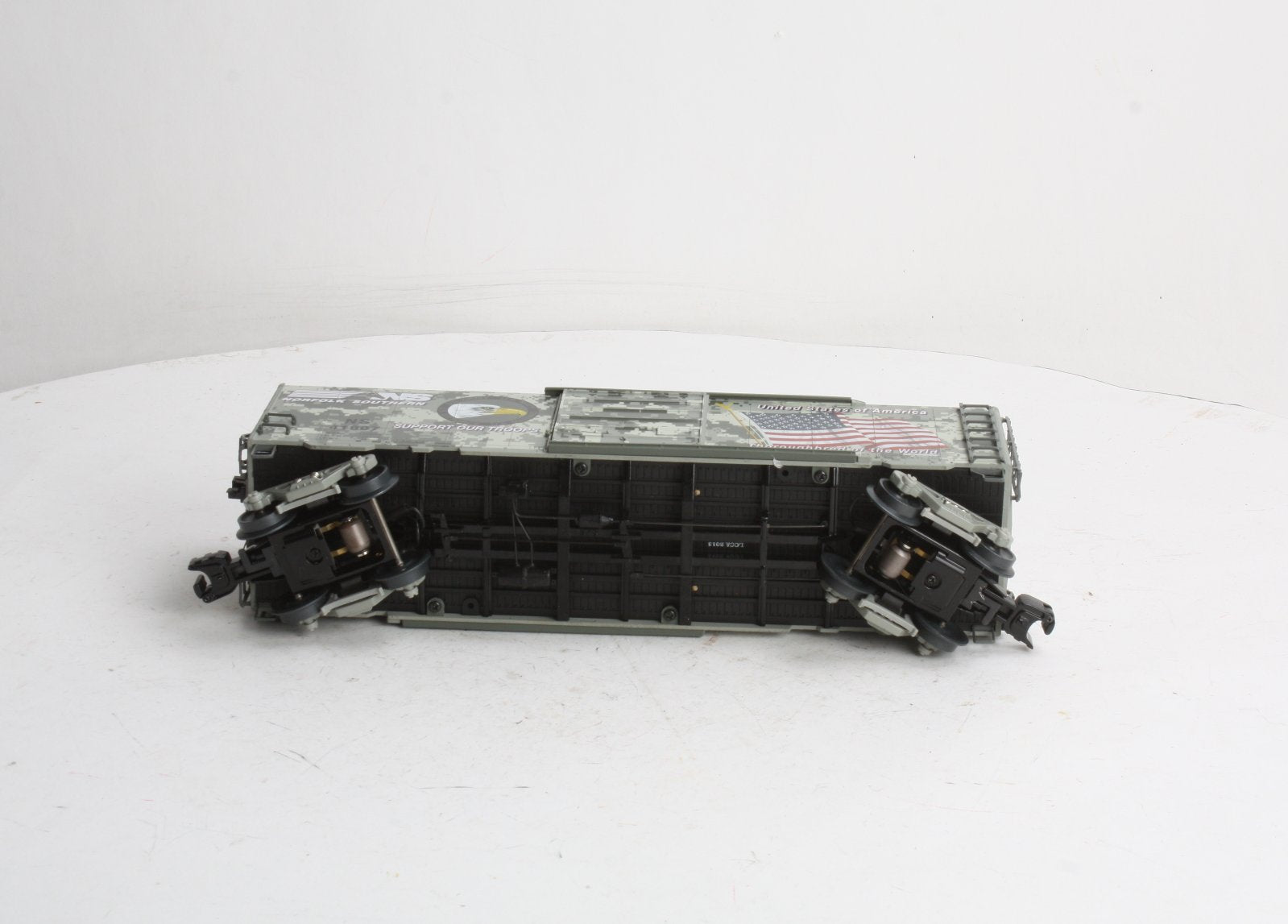 Lionel 6-58509 O Gauge Norfolk Southern Lighted Flag Design PS1 Boxcar #41907 LN/Box