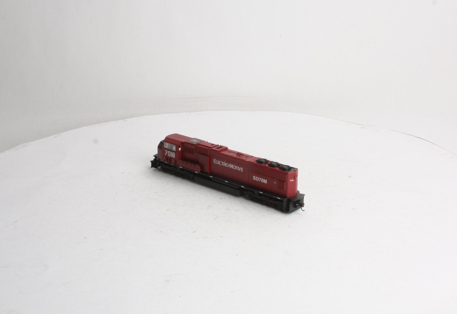 Athearn G6120 HO Scale EMD Lease SD70M Diesel Locomotive #7018 LN/Box