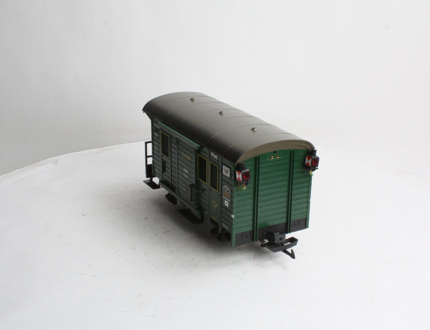 LGB 3019 G Scale Mail Post Car with Lights (Metal Wheels) LN/Box