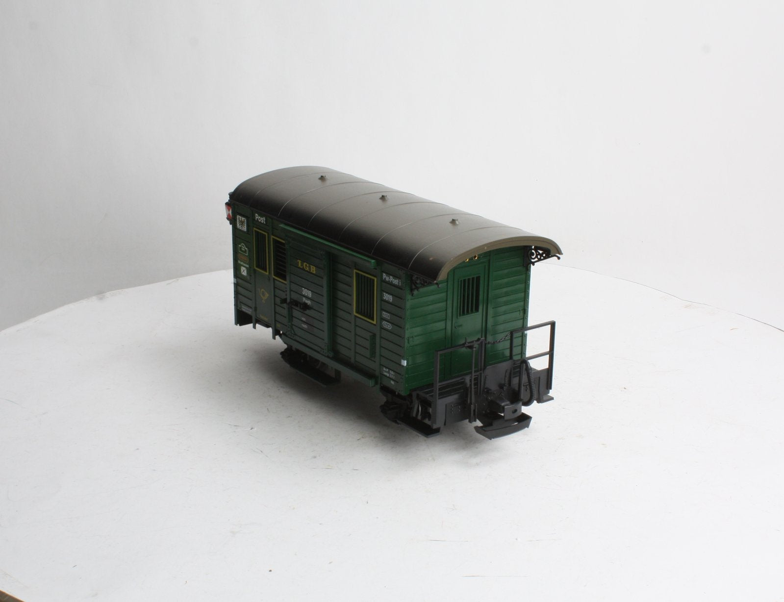LGB 3019 G Scale Mail Post Car with Lights (Metal Wheels) LN/Box