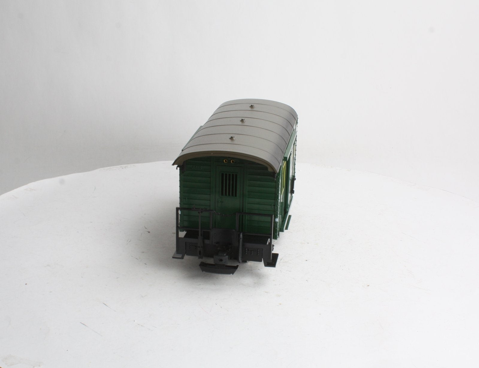 LGB 3019 G Scale Mail Post Car with Lights (Metal Wheels) LN/Box