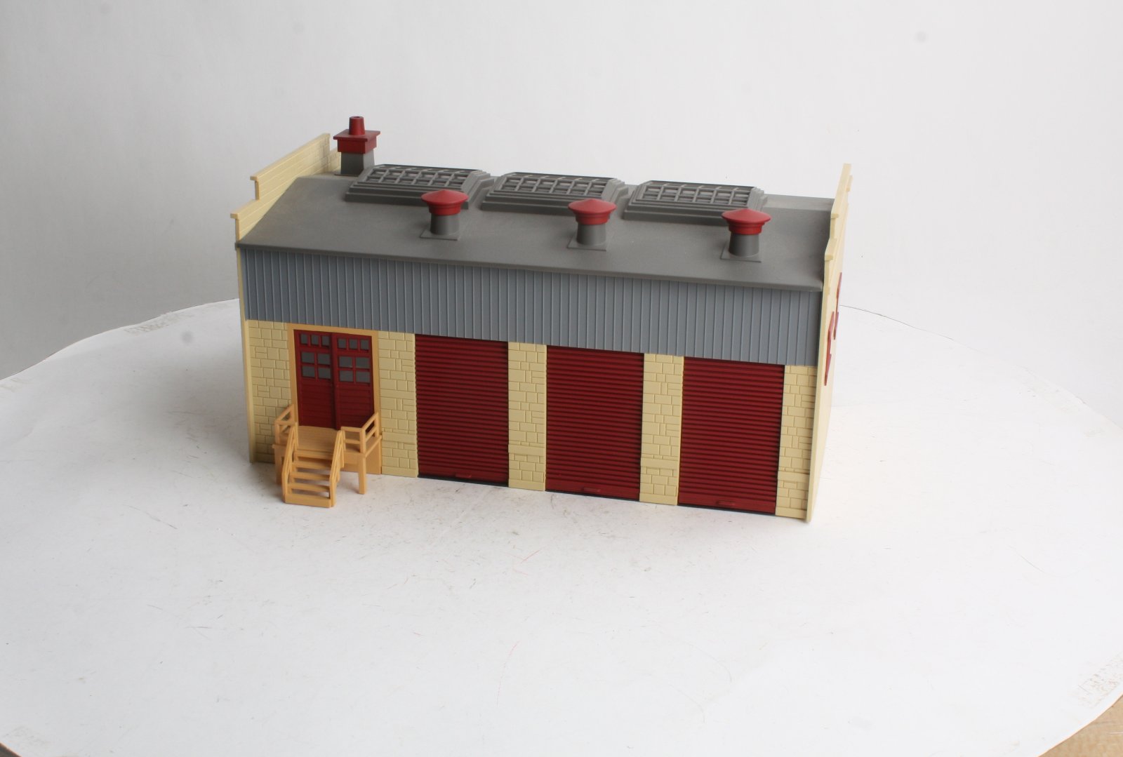 MTH 30-9098 O Freight Transfer Warehouse Building