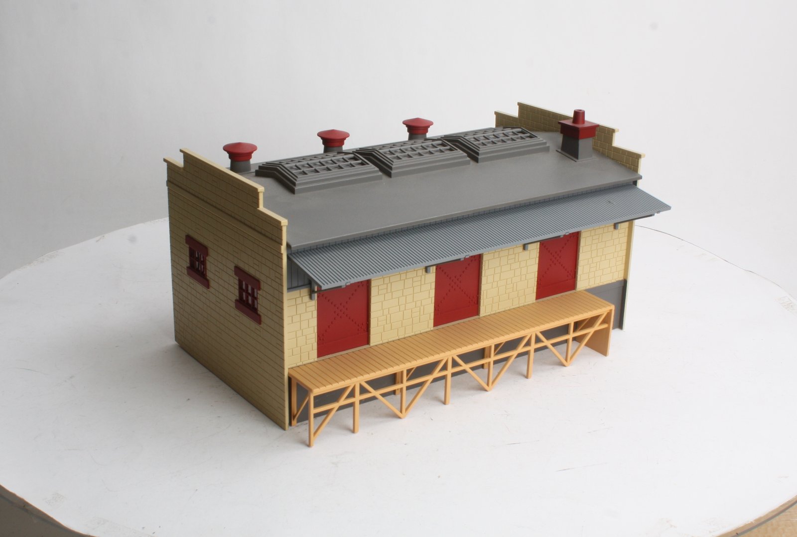 MTH 30-9098 O Freight Transfer Warehouse Building