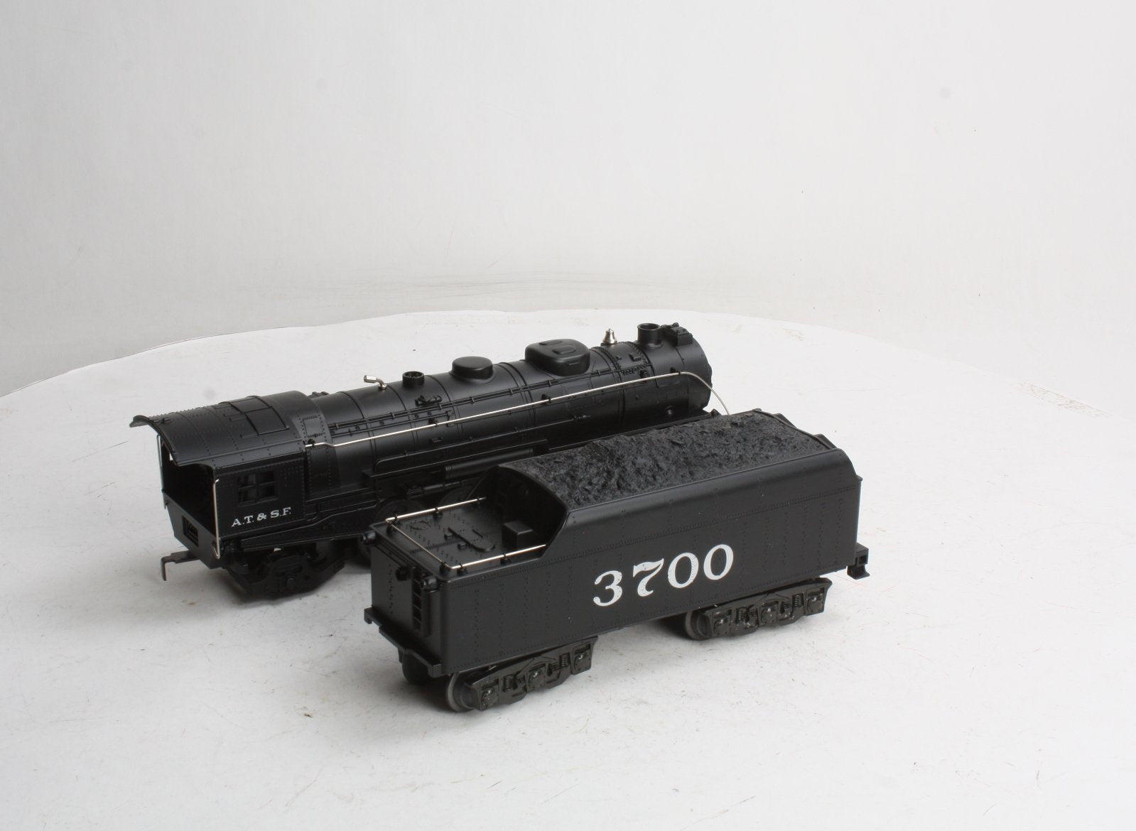 MTH 20-1102 O Gauge Santa Fe Mohawk Steam Locomotive #3700 LN/Box