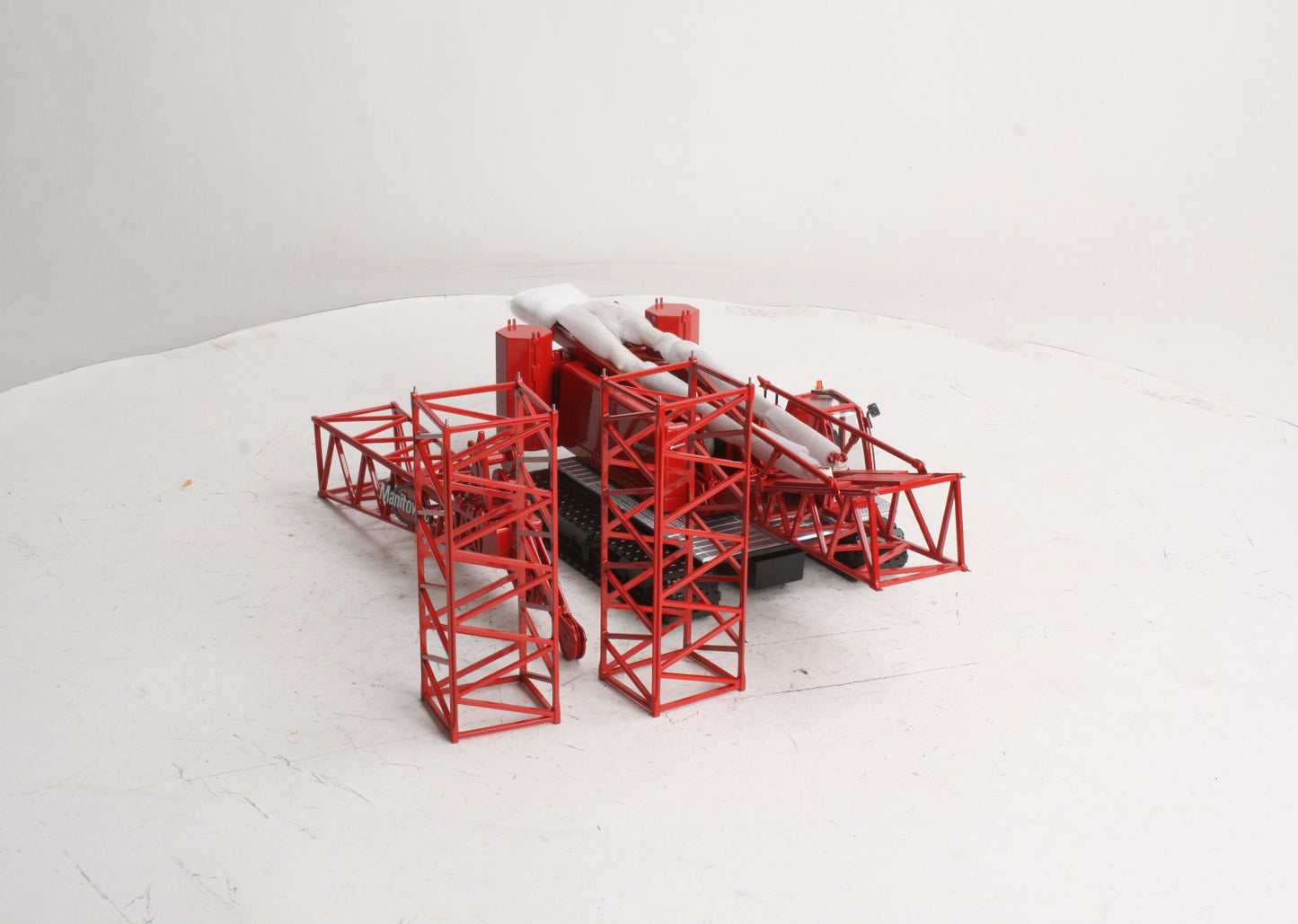 Classic Construction Models 1:50 Manitowoc 555 Crawler Crane NIB