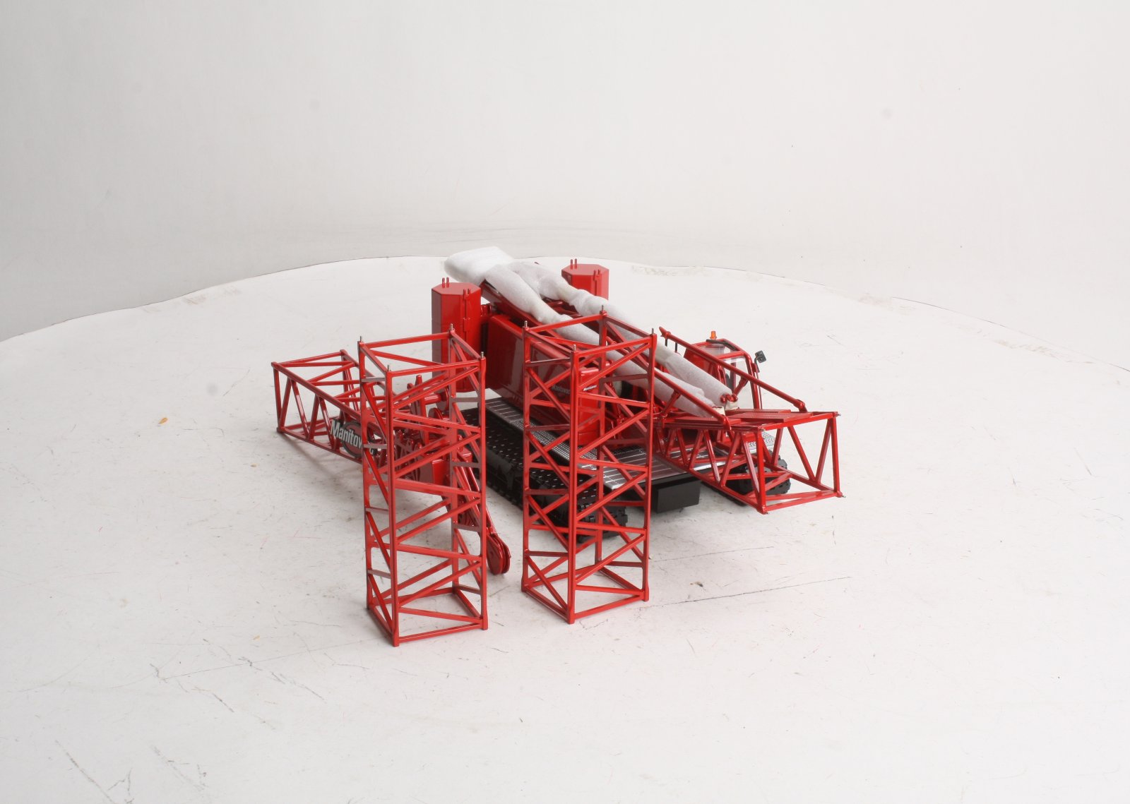 Classic Construction Models 1:50 Manitowoc 555 Crawler Crane NIB