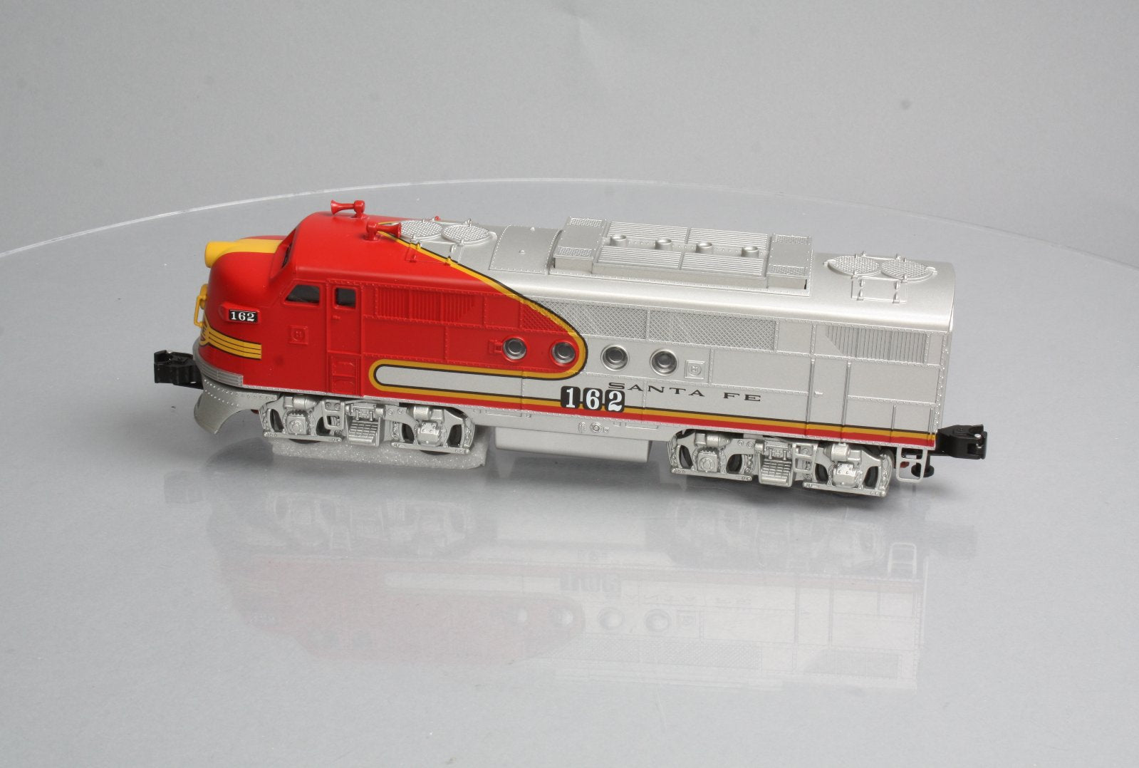 Lionel 6-38231 O Gauge Santa Fe FT Diesel Locomotive w/ Railsounds #162 LN/Box