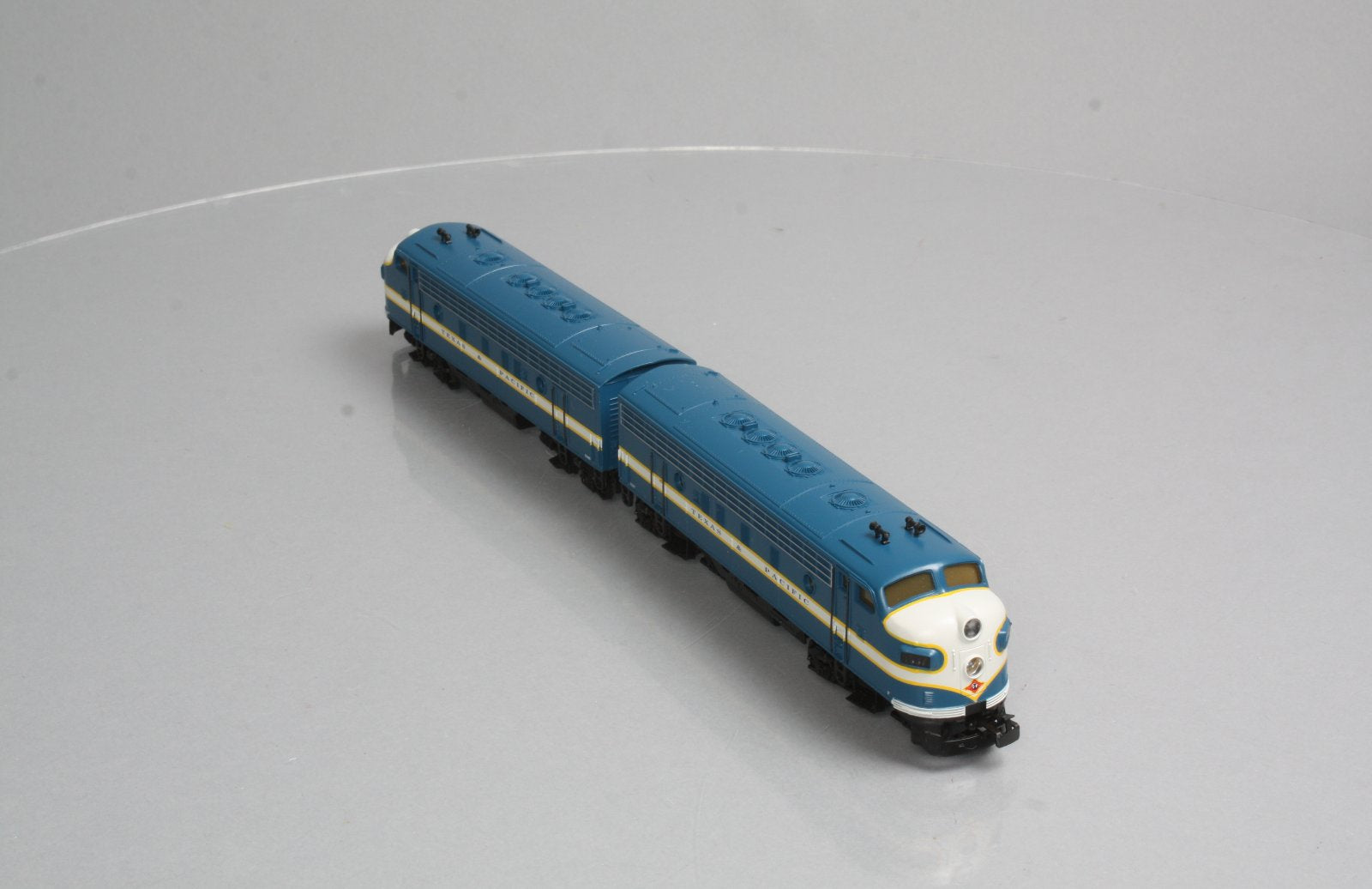 Marklin 3481 HO Scale Texas & Pacific GM EMD F-7 AA Diesel Set EX/Box