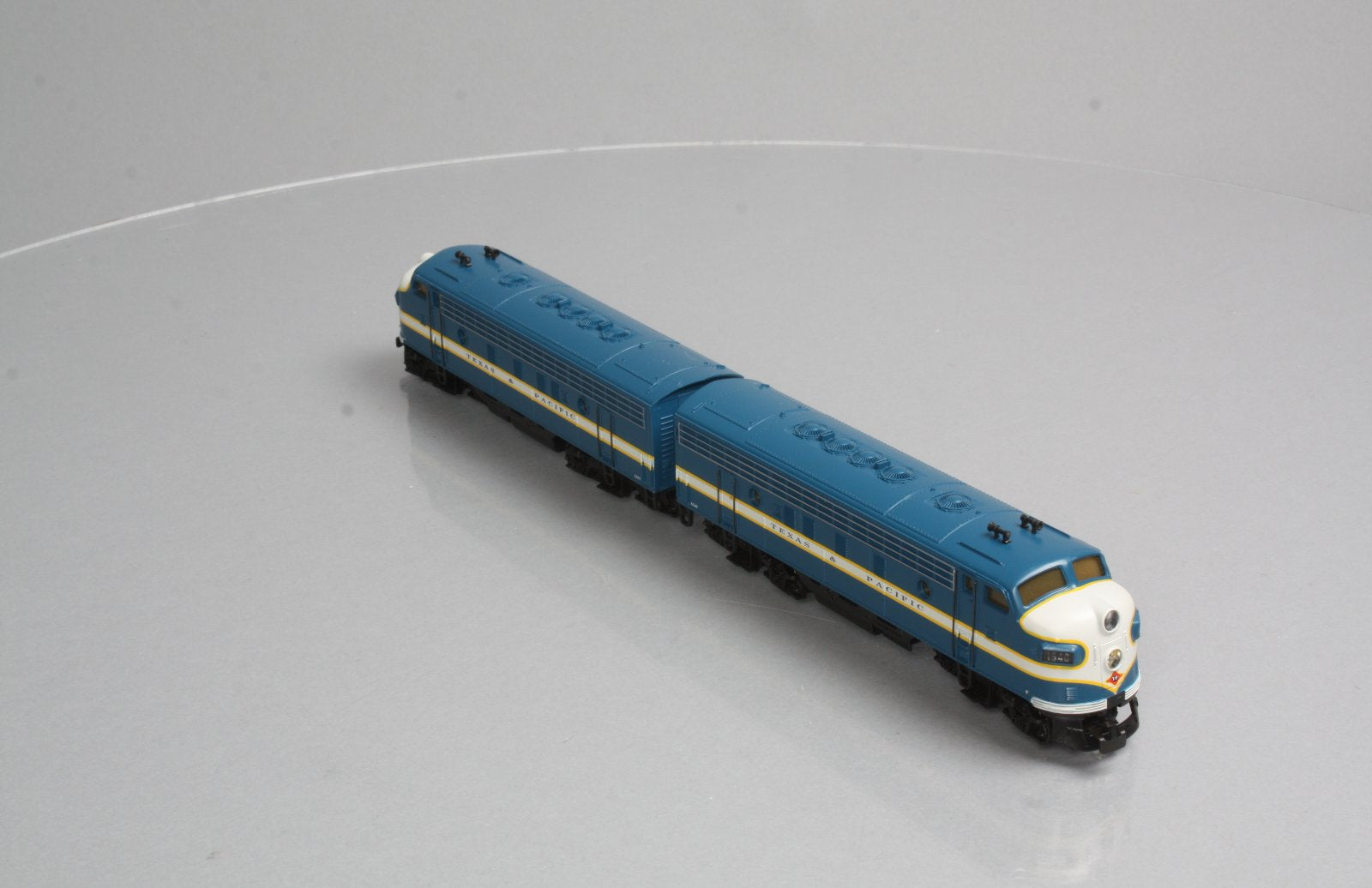 Marklin 3481 HO Scale Texas & Pacific GM EMD F-7 AA Diesel Set EX/Box