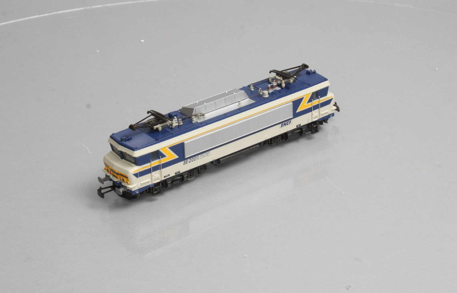 Marklin 3333 HO Scale BB 20011 Electric Locomotive LN/Box