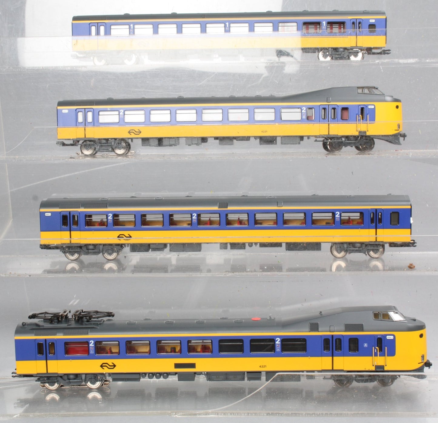 Marklin 37421 NS Koploper Railcar HO Gauge Electric Train Set LN/Box