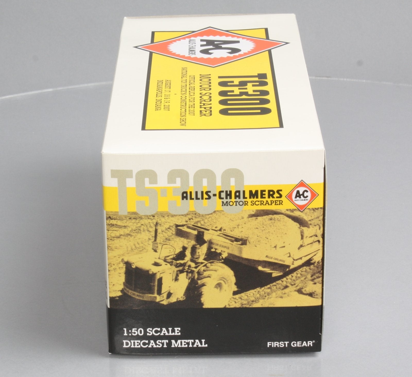 First Gear 50-3099 1:50 Allis-Chalmers TS-300 Cable Operated Motor Scraper NIB