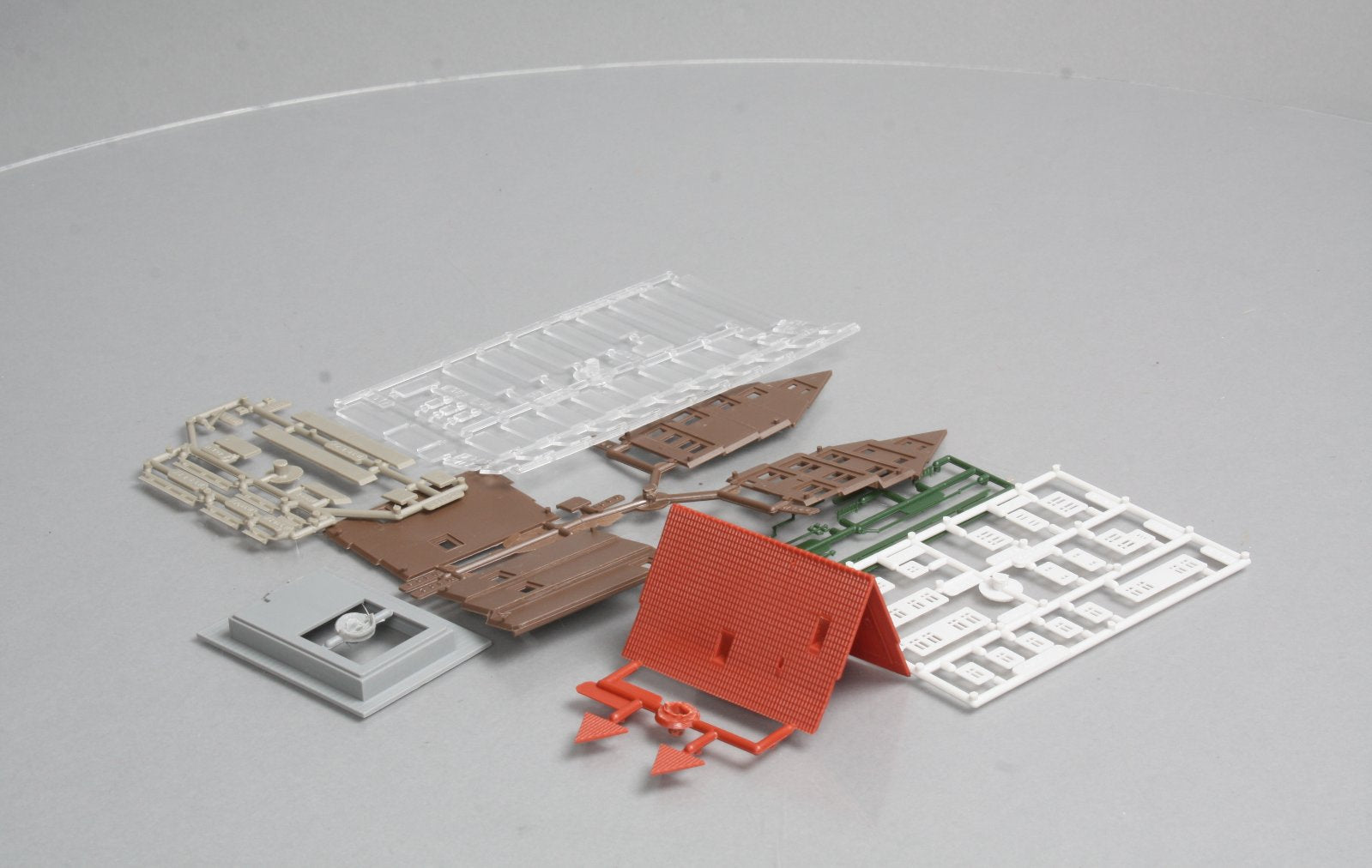 Kibri 6407 Z Scale House On The Square Kit