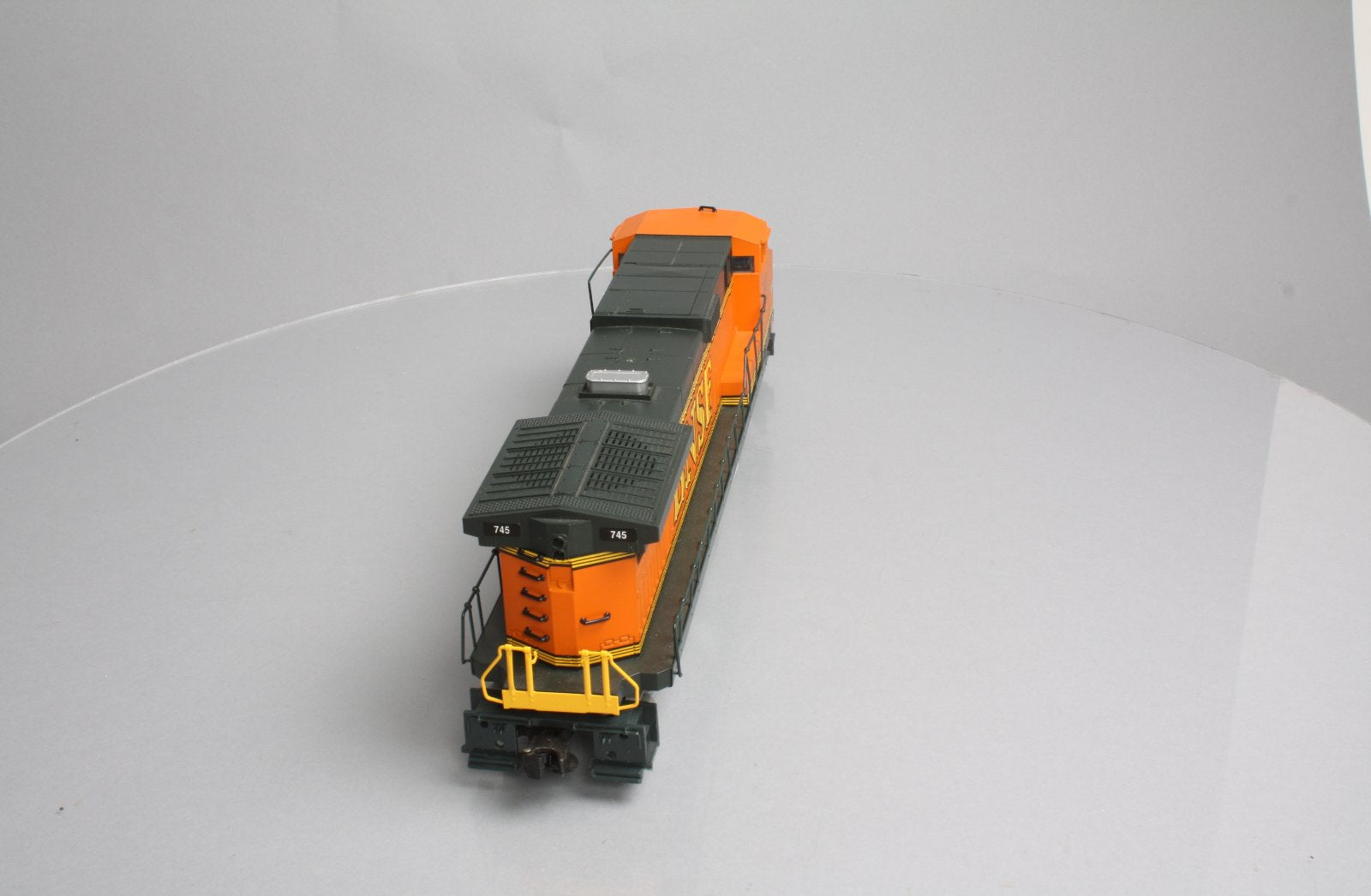 Lionel 6-18233 O BNSF GE Dash 9 Diesel Locomotive #745 LN/Box