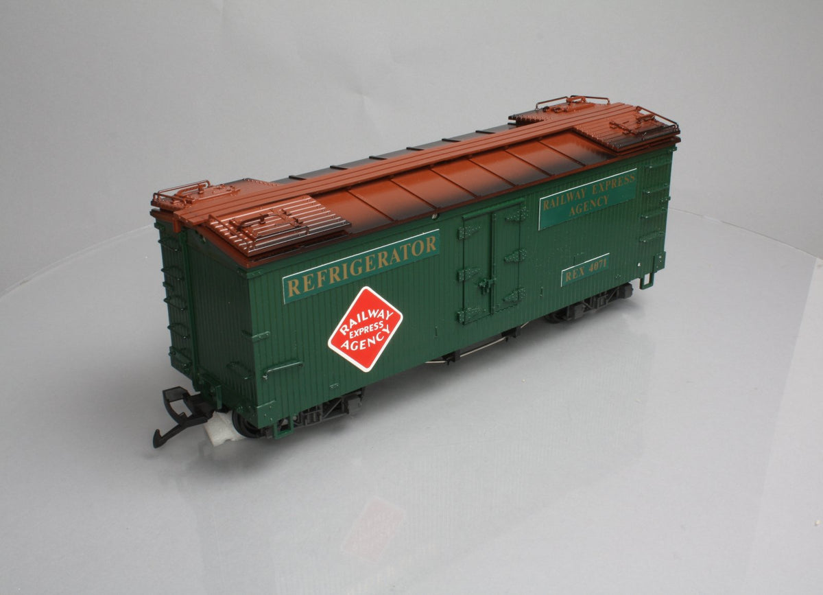 LGB 4071 G Scale Railway Express Agency Reefer Car NIB