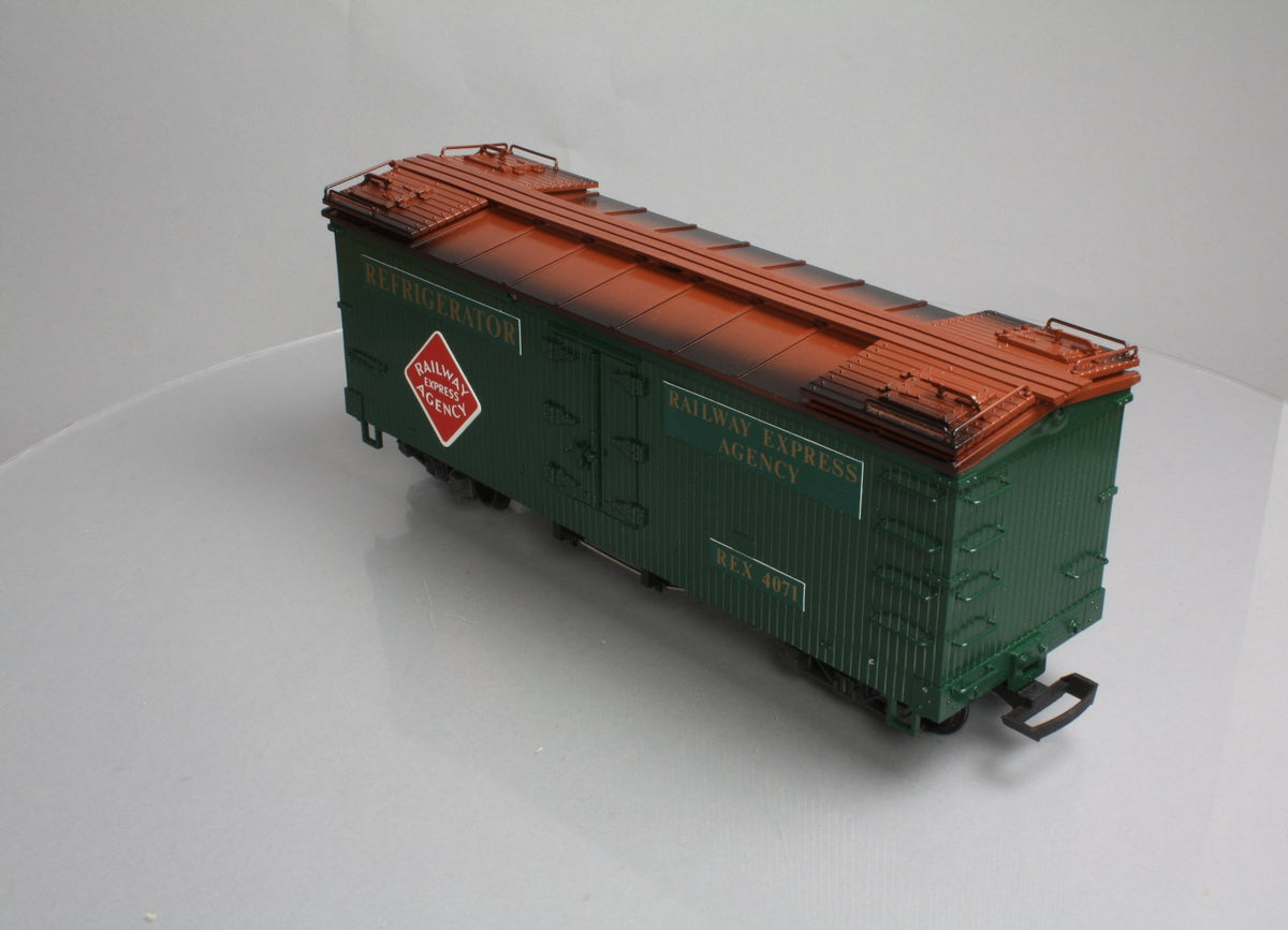 LGB 4071 G Scale Railway Express Agency Reefer Car NIB