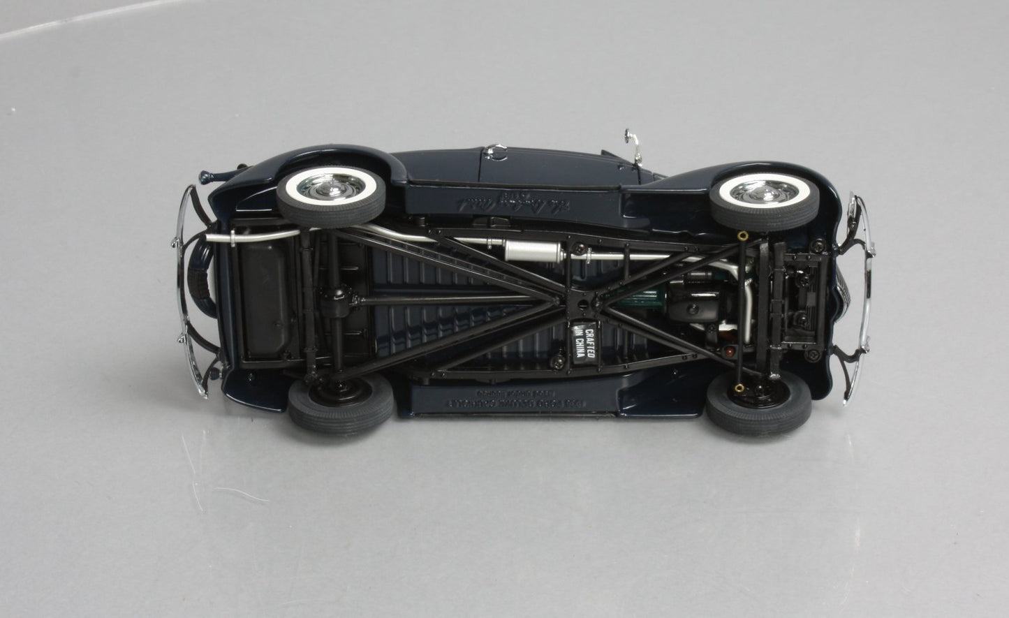 Danbury Mint 1:24 Scale Black W/Brown Interior '36 Ford Deluxe Cabriolet Diecast