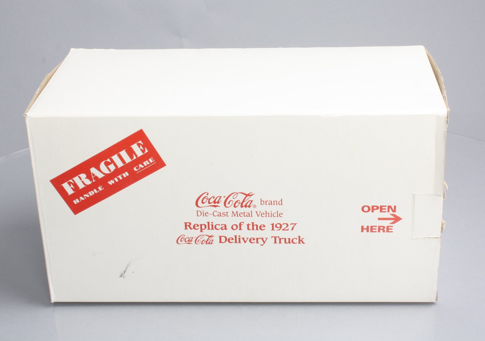 Danbury Mint 127-001 1:24 1931 Coca-Cola Delivery Truck  EX/Box