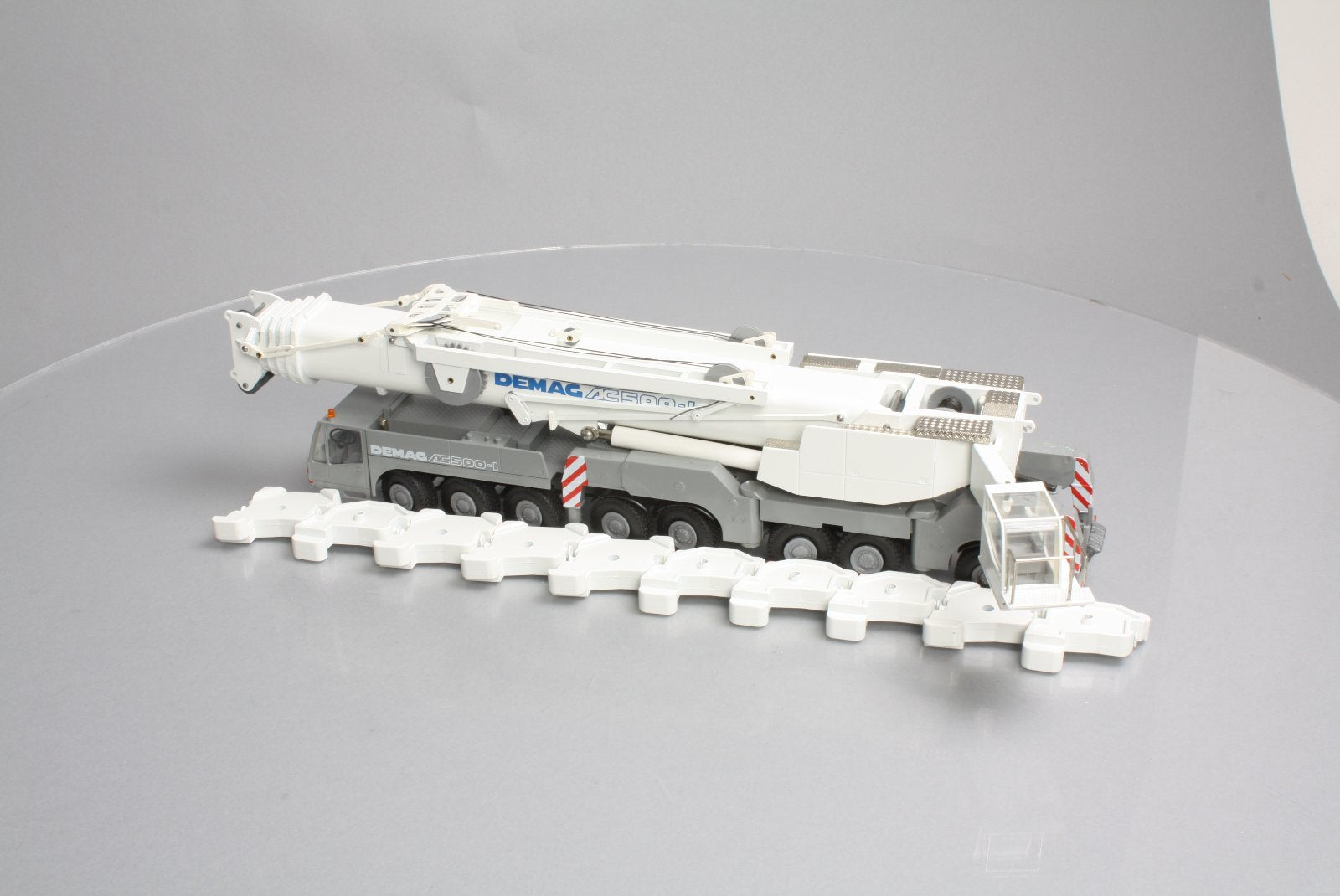 Conrad 2095 1:50 DEMAG AC 500-1 Mobile Telscoping Boom Crane LN/Box
