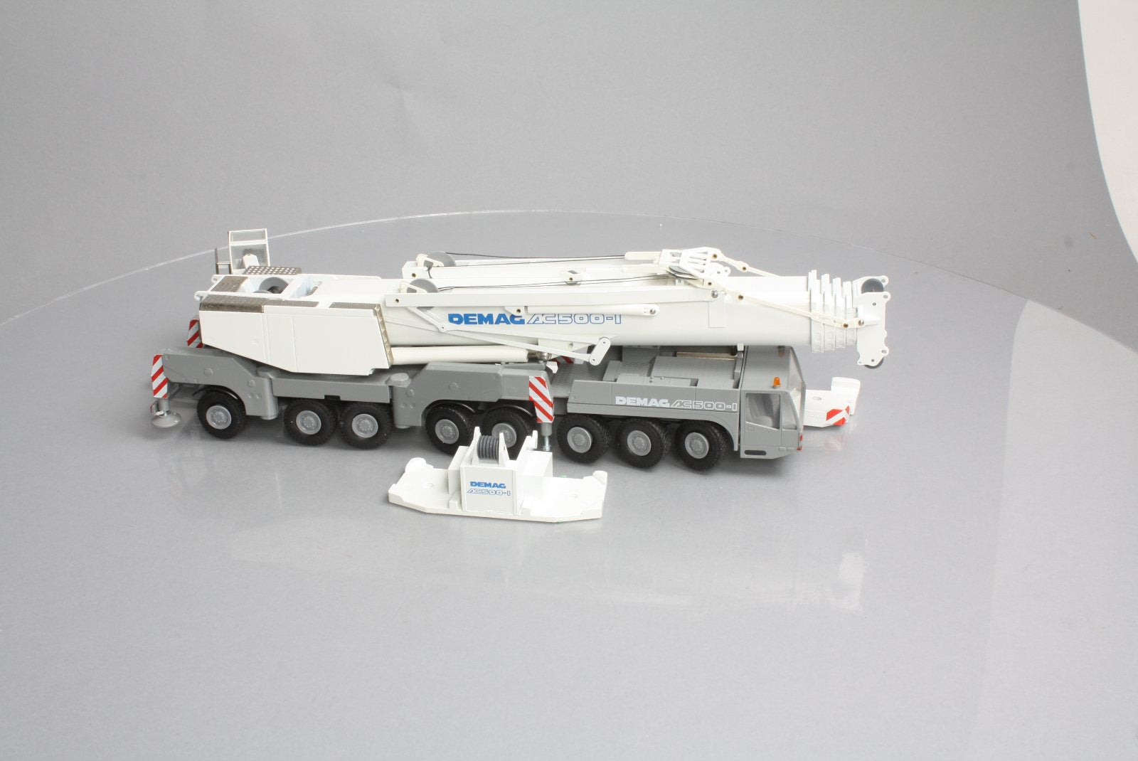 Conrad 2095 1:50 DEMAG AC 500-1 Mobile Telscoping Boom Crane LN/Box