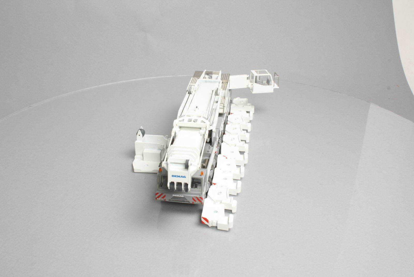 Conrad 2095 1:50 DEMAG AC 500-1 Mobile Telscoping Boom Crane LN/Box