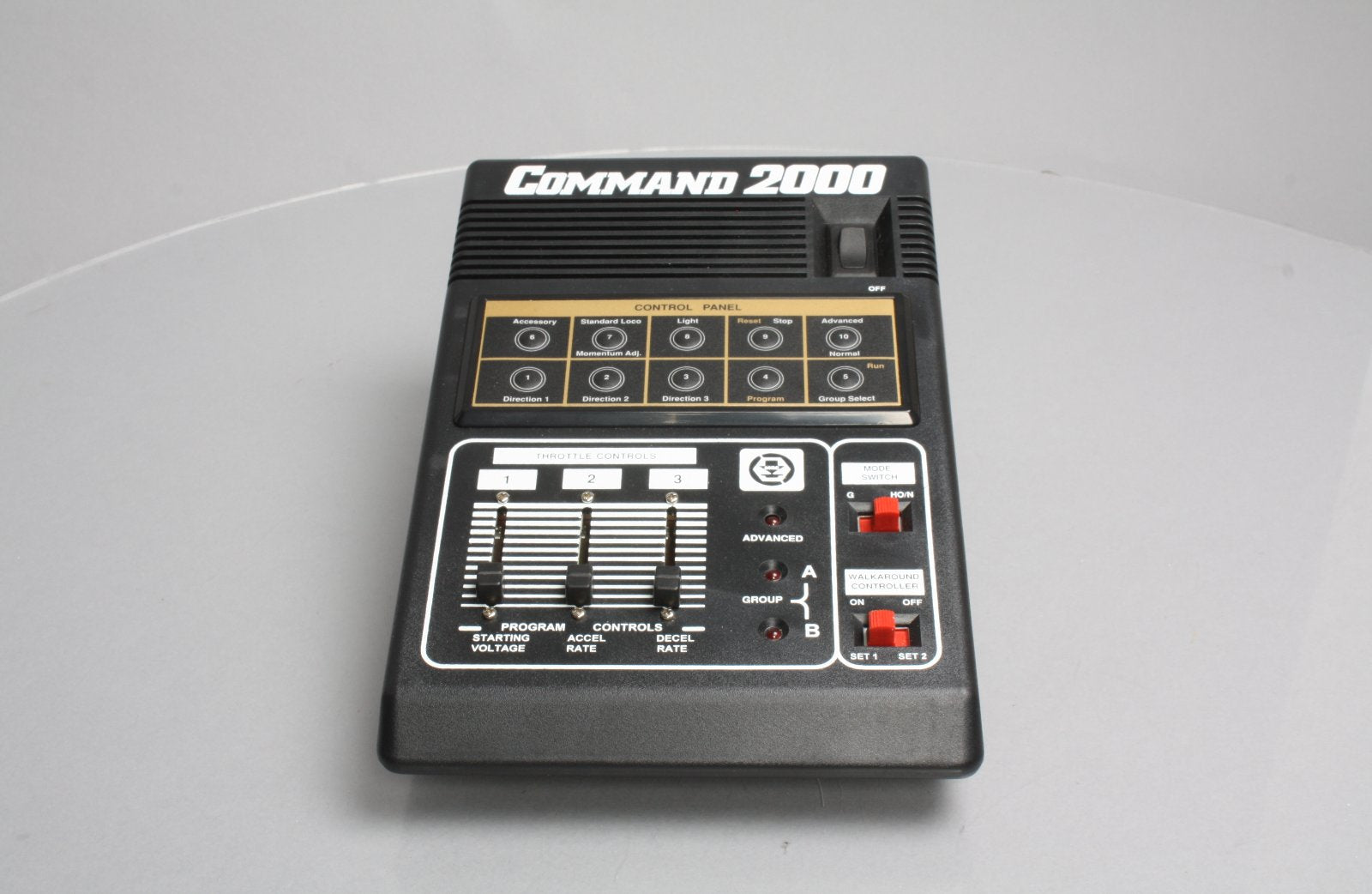 MRC AD090 G Command 2000 DCC System Controller