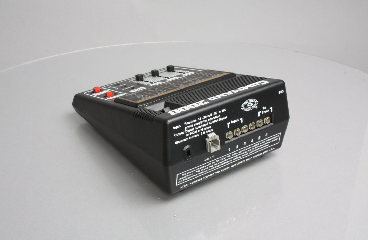 MRC AD090 G Command 2000 DCC System Controller