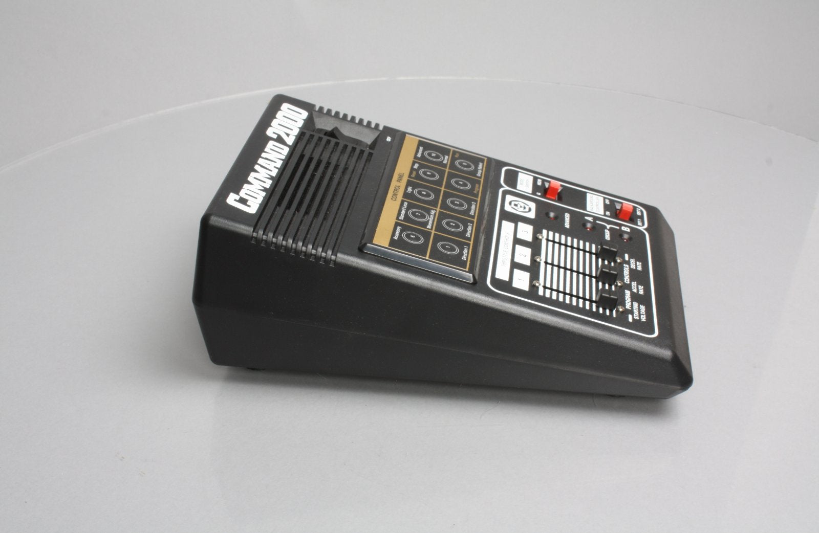 MRC AD090 G Command 2000 DCC System Controller