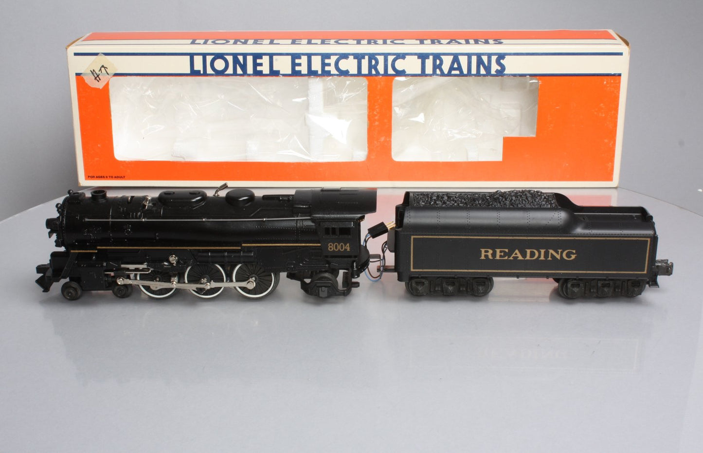 Lionel 6-18004 Reading 4-6-2 Steam Locomotive & Tender #8004 LN/Box