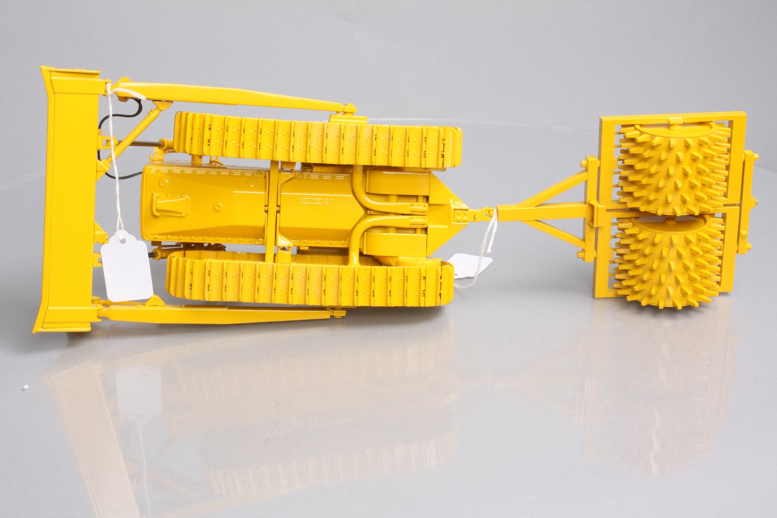 First Gear 70-0155 1:25 International Harvester TD-25 Crawler with