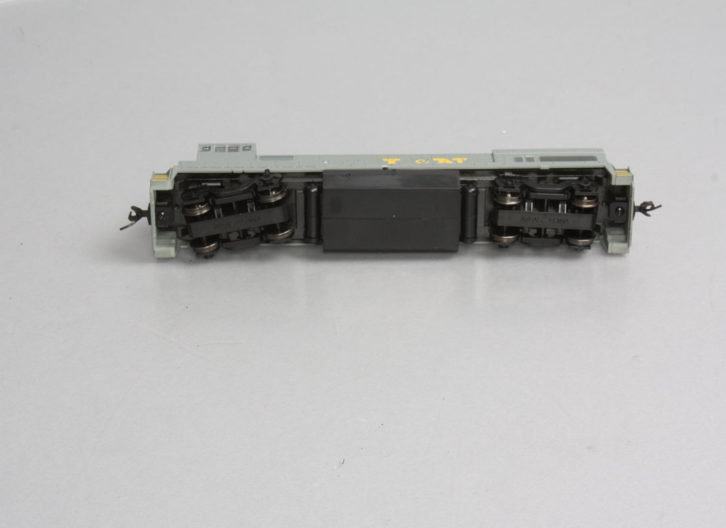 Atlas 8672 HO Scale Louisville & Nashville GE U23B Diesel Locomotive LN/Box