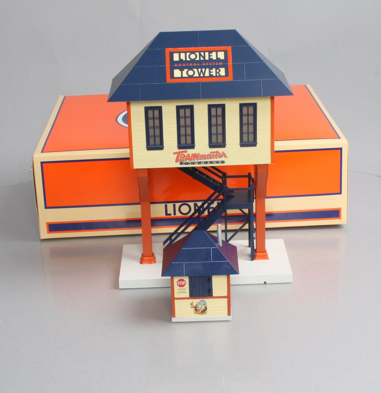 Lionel 6-52527 LCCA 2009 Railroad Yard Tower and Yard Shanty Building Set NIB