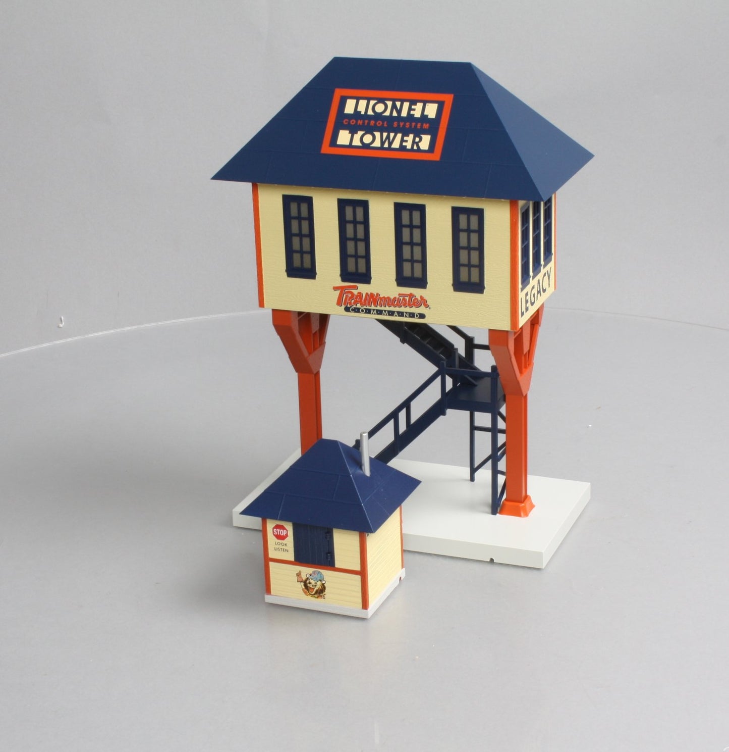 Lionel 6-52527 LCCA 2009 Railroad Yard Tower and Yard Shanty Building Set NIB