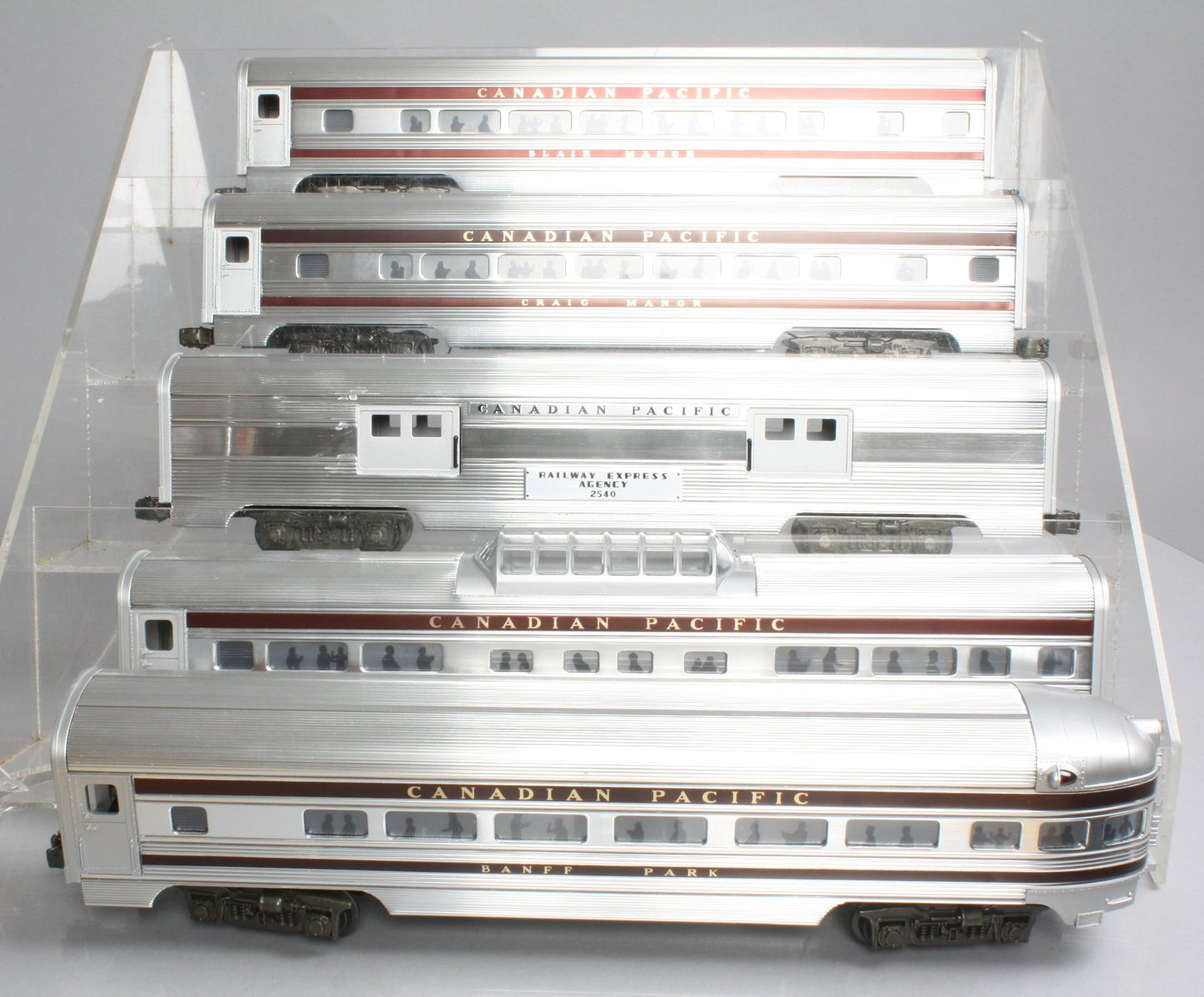 Williams 2610 Canadian Pacific Striped 5-Car Aluminum Passenger Set LN/Box