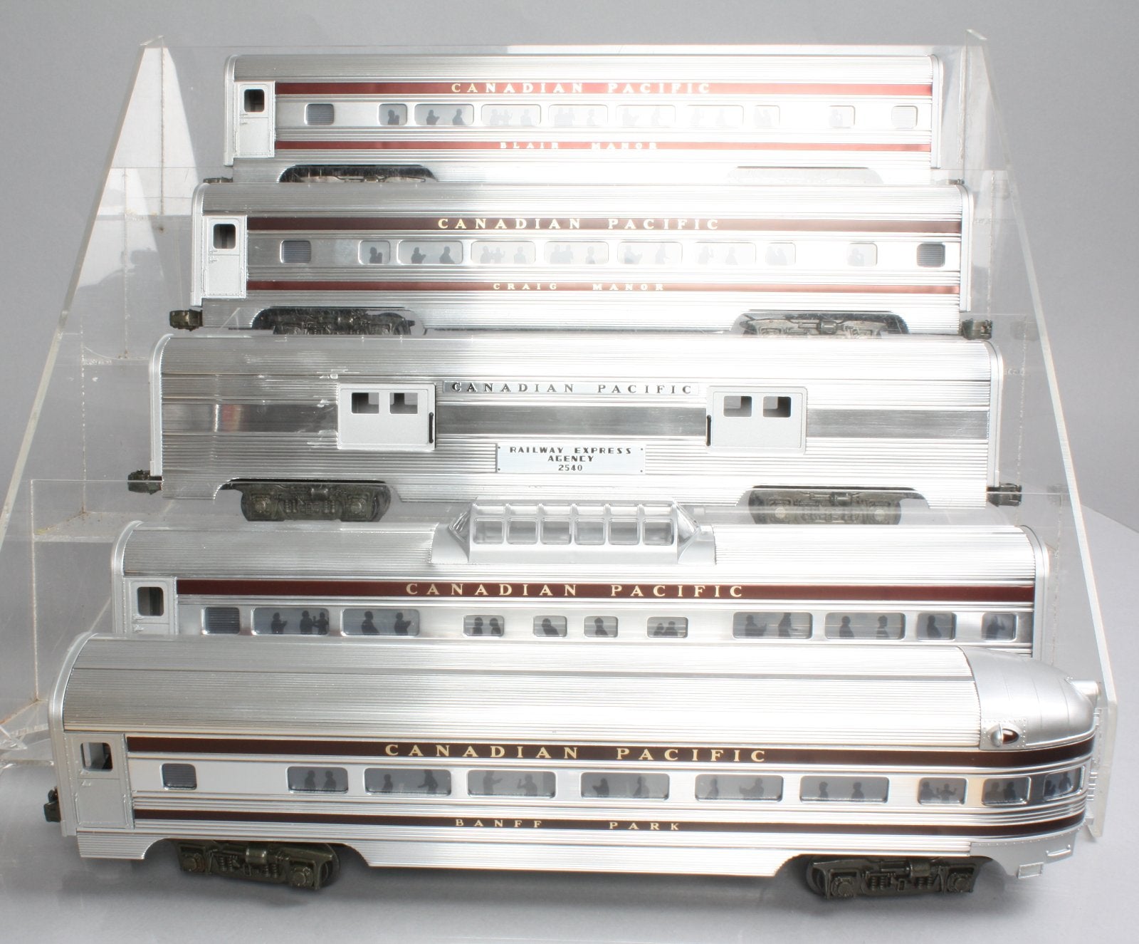Williams 2610 Canadian Pacific Striped 5-Car Aluminum Passenger Set LN/Box