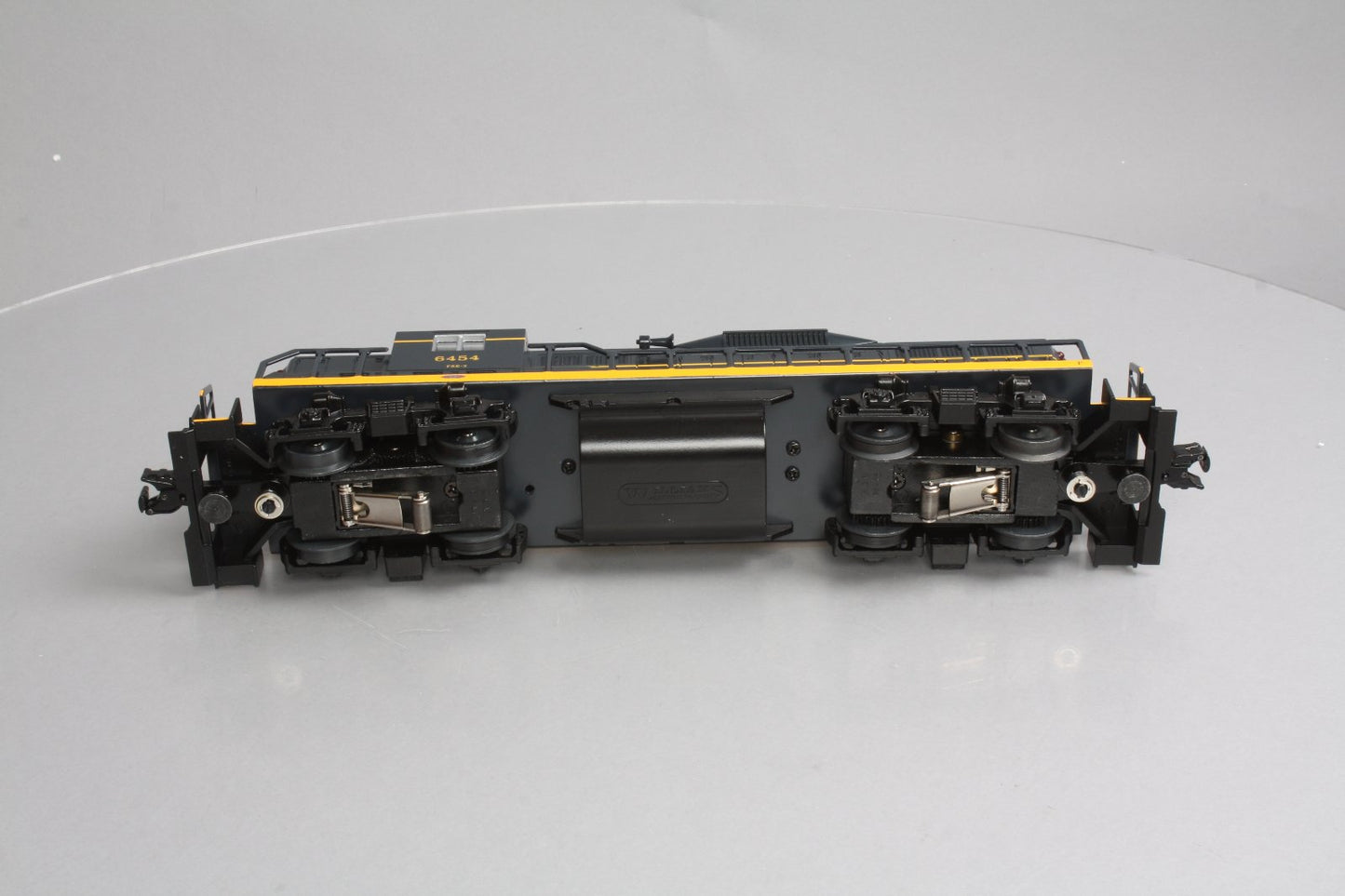 Williams 21452 O Gauge Baltimore & Ohio Powered GP-9 Diesel Locomotive #6454