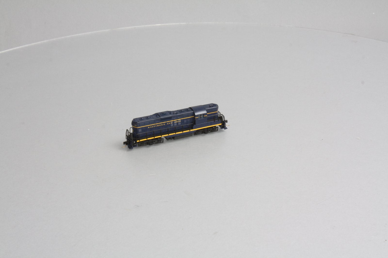 Atlas 48304 N Scale Baltimore & Ohio GP-9 Ph.2 Diesel Locomotive LN/Box