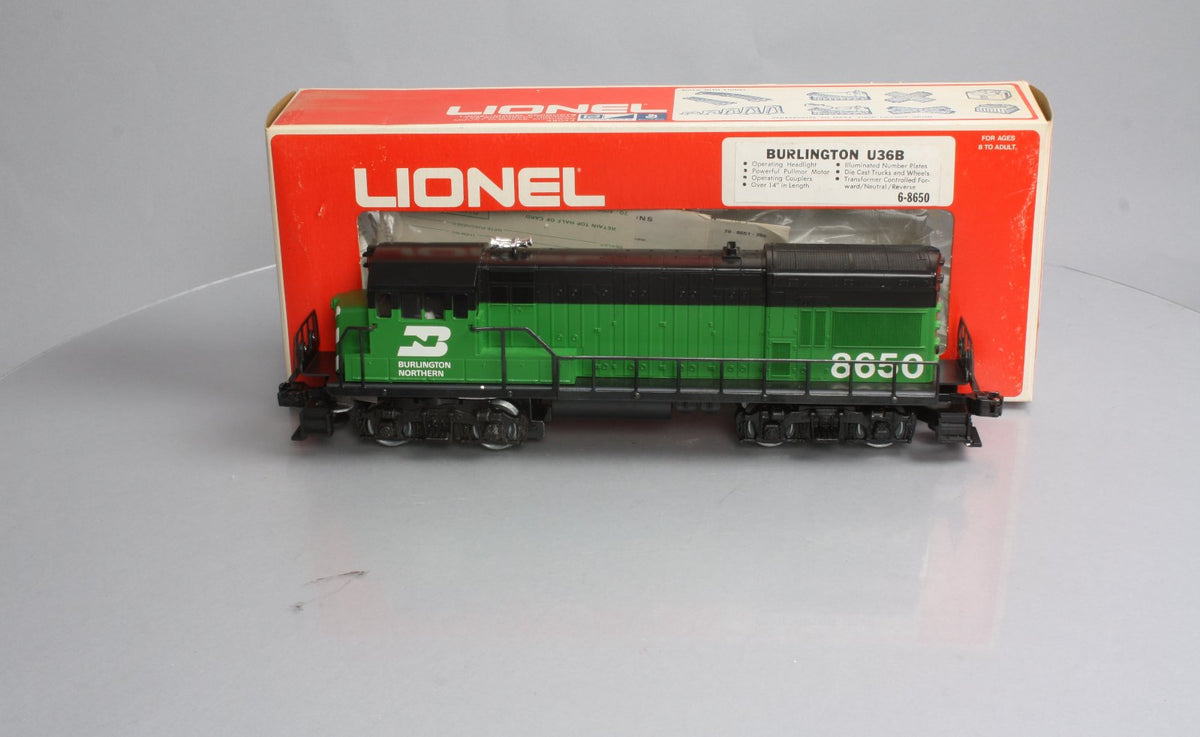 Lionel 6-8650 O Burlington Northern U36B Powered Diesel Locomotive #8650 NIB