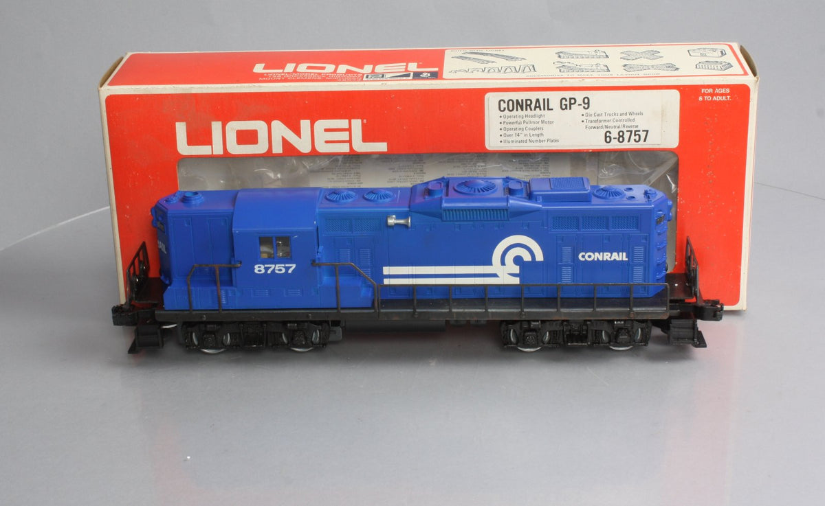 Lionel 6-8757 O Gauge Conrail GP-9 Diesel Locomotive NIB