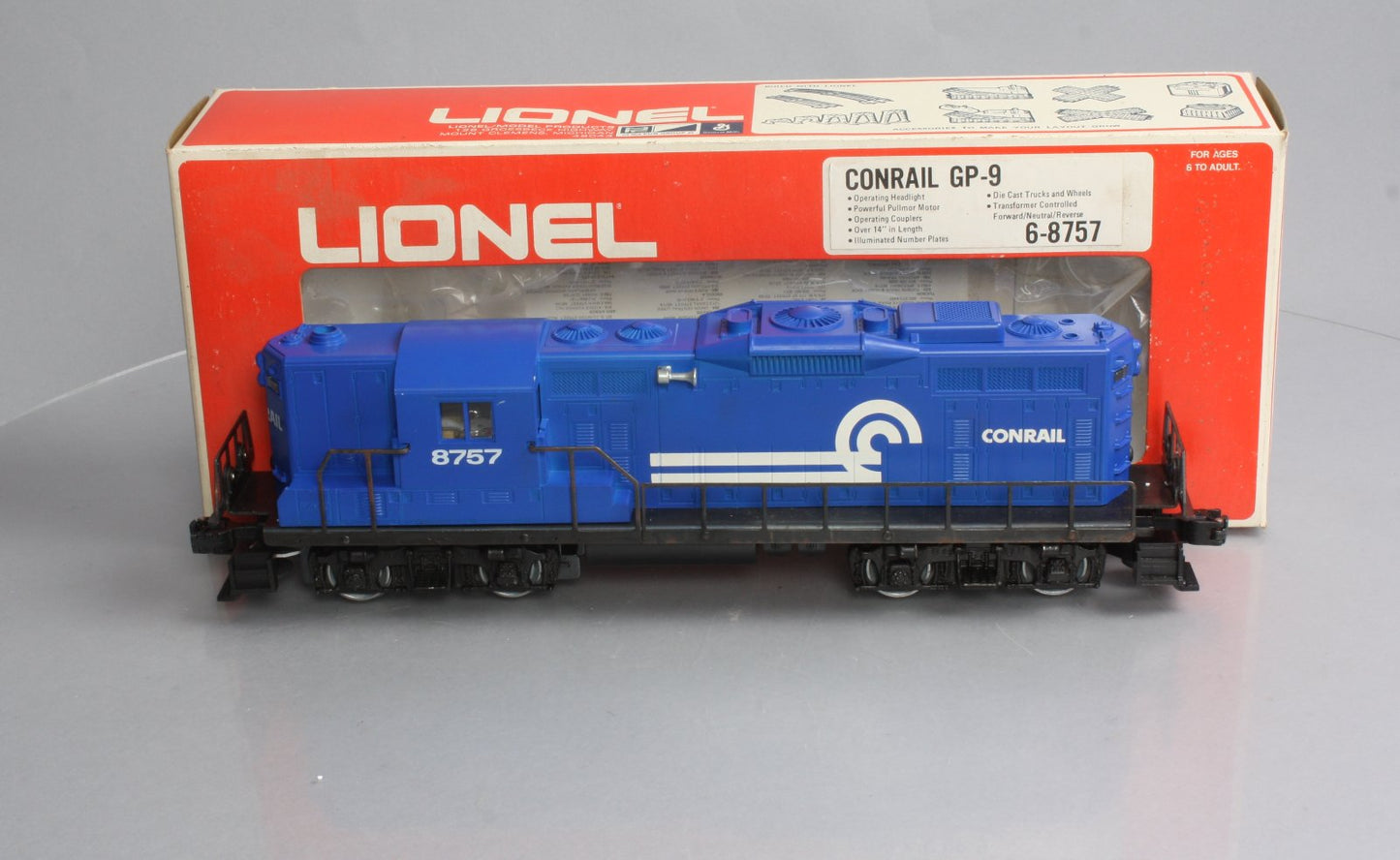 Lionel 6-8757 O Gauge Conrail GP-9 Diesel Locomotive LN/Box