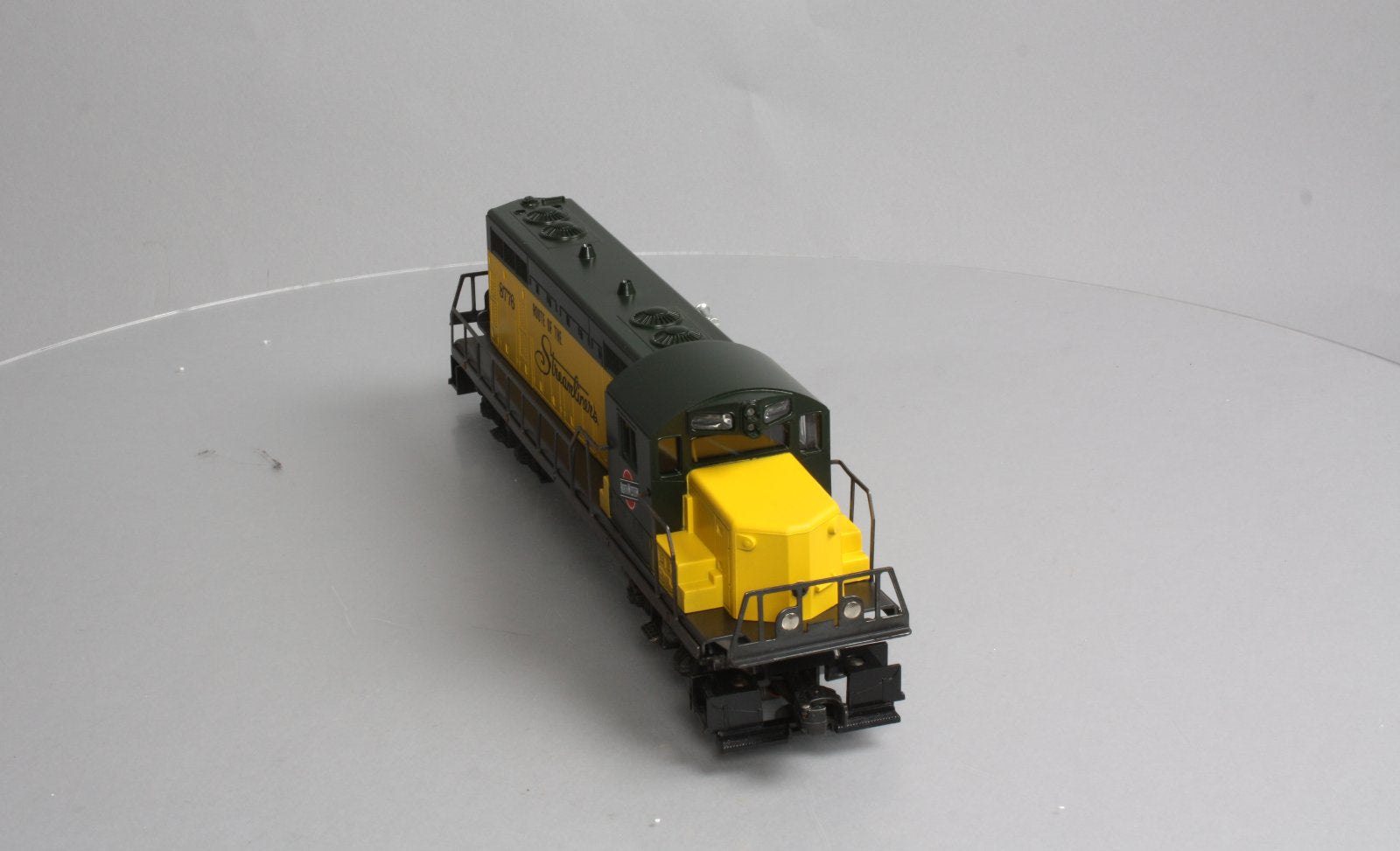 Lionel 6-8776 O Chicago & Northwestern GP20 Powered Diesel Locomotive EX/Box