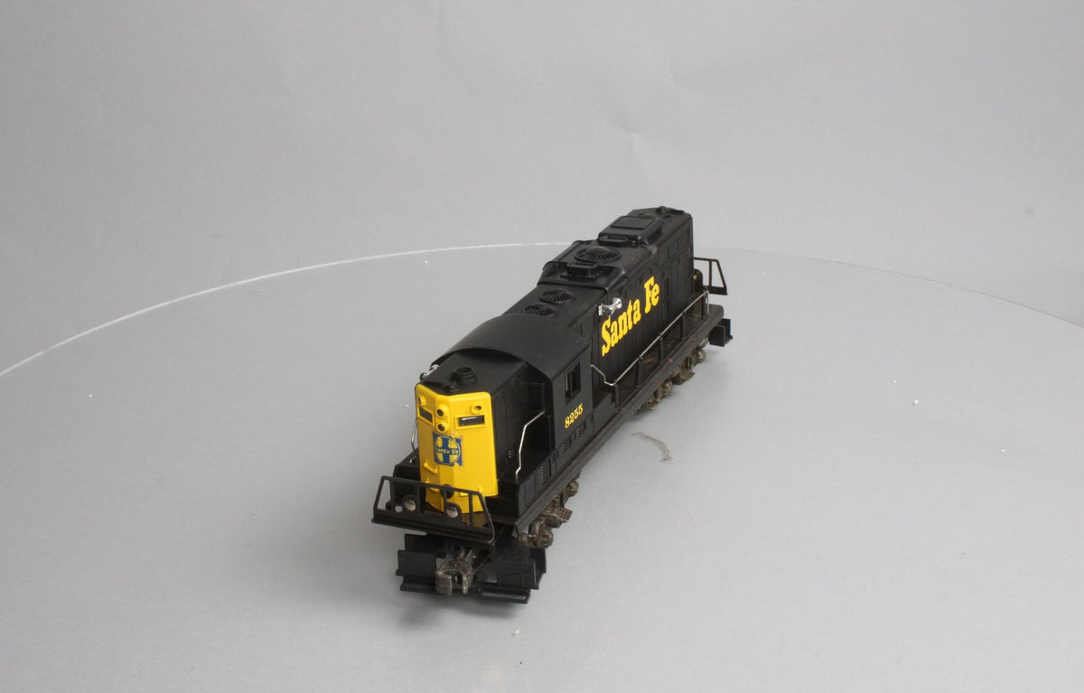 Lionel 6-8255 O Gauge Santa Fe GP-9 Dummy Diesel Locomotive NIB