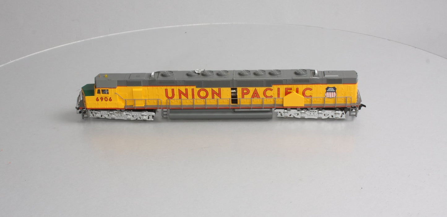 Spectrum 81302 HO Union Pacific EMD DD40AX 16 Wheel Drive Diesel Locomotive MT/Box