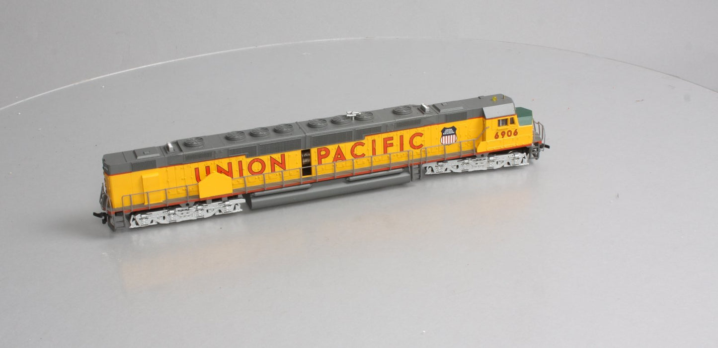 Spectrum 81302 HO Union Pacific EMD DD40AX 16 Wheel Drive Diesel Locomotive MT/Box
