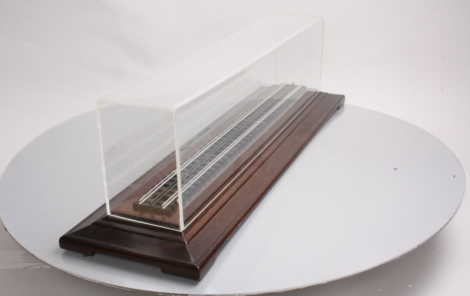 Lionel Display Case for Century Club 726 Berkshire Steam Locomotive EX