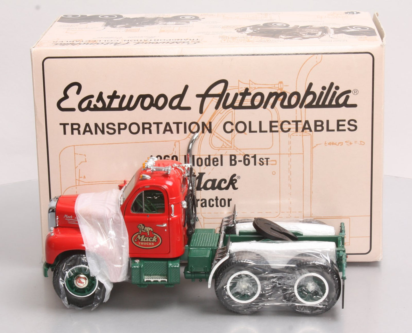 First Gear 40-0001 1:25 1960 Mack Model B-61 Museum Edition Tractor LN/Box