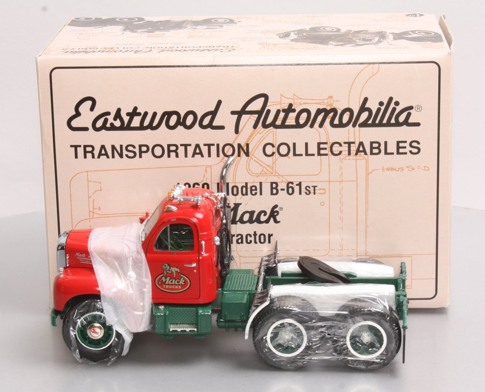 First Gear 40-0001 1:25 1960 Mack Model B-61 Museum Edition Tractor LN/Box