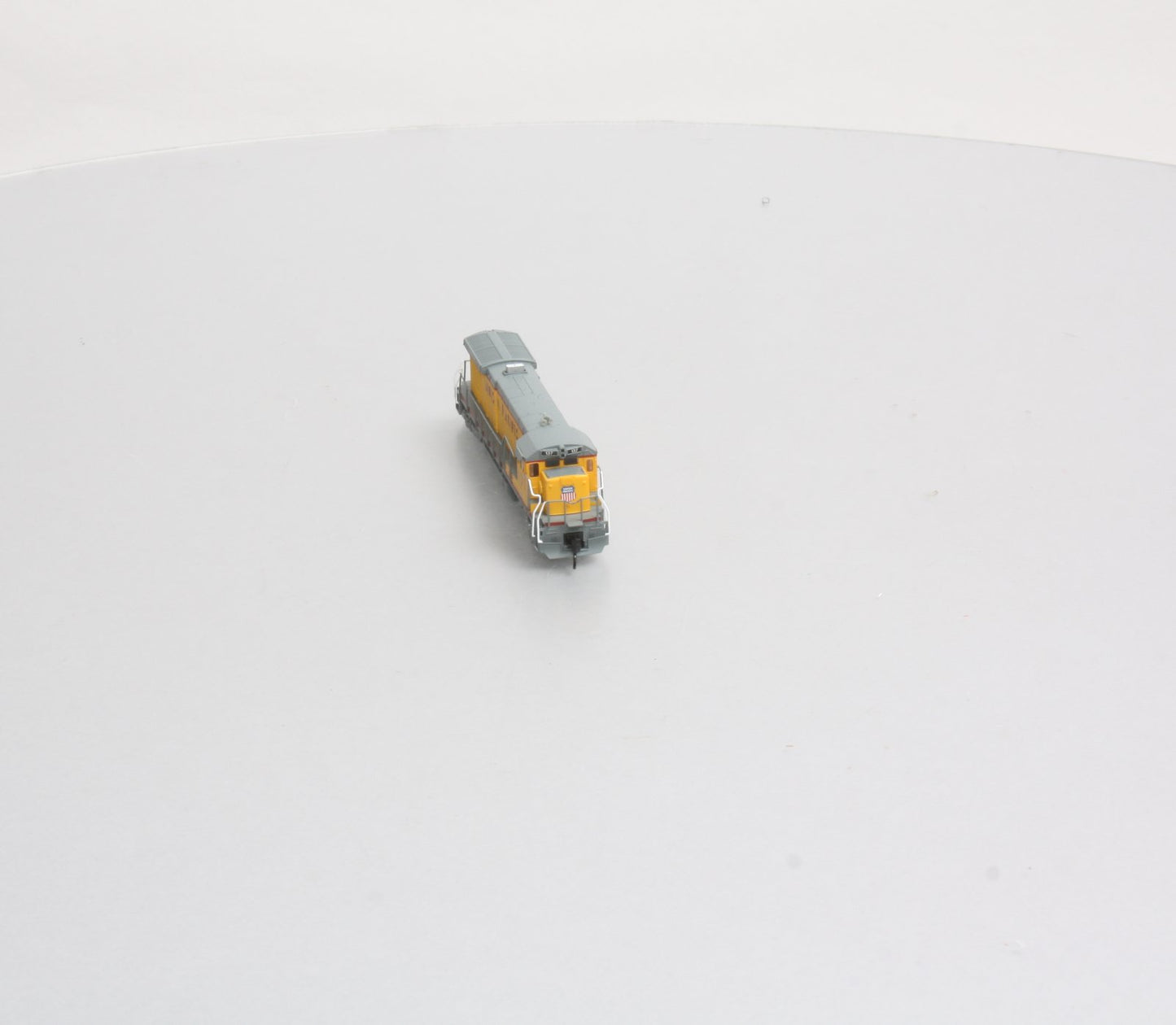 Atlas 49728 N Scale Union Pacific B23-7 Diesel Locomotive #137