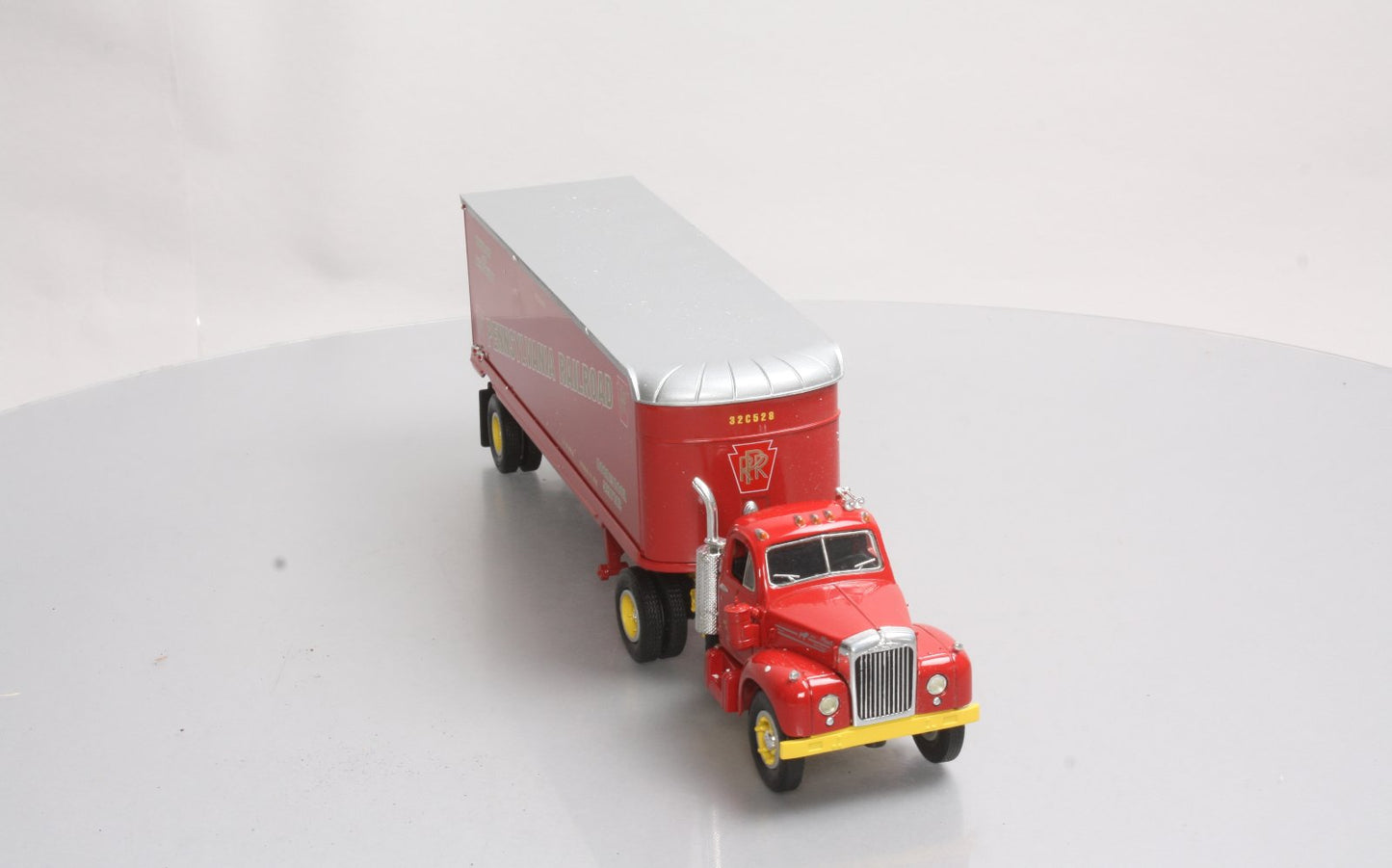 First Gear 19-1435 1:34 Diecast PRR 1960 Mack Model B-61 Tractor Trailer